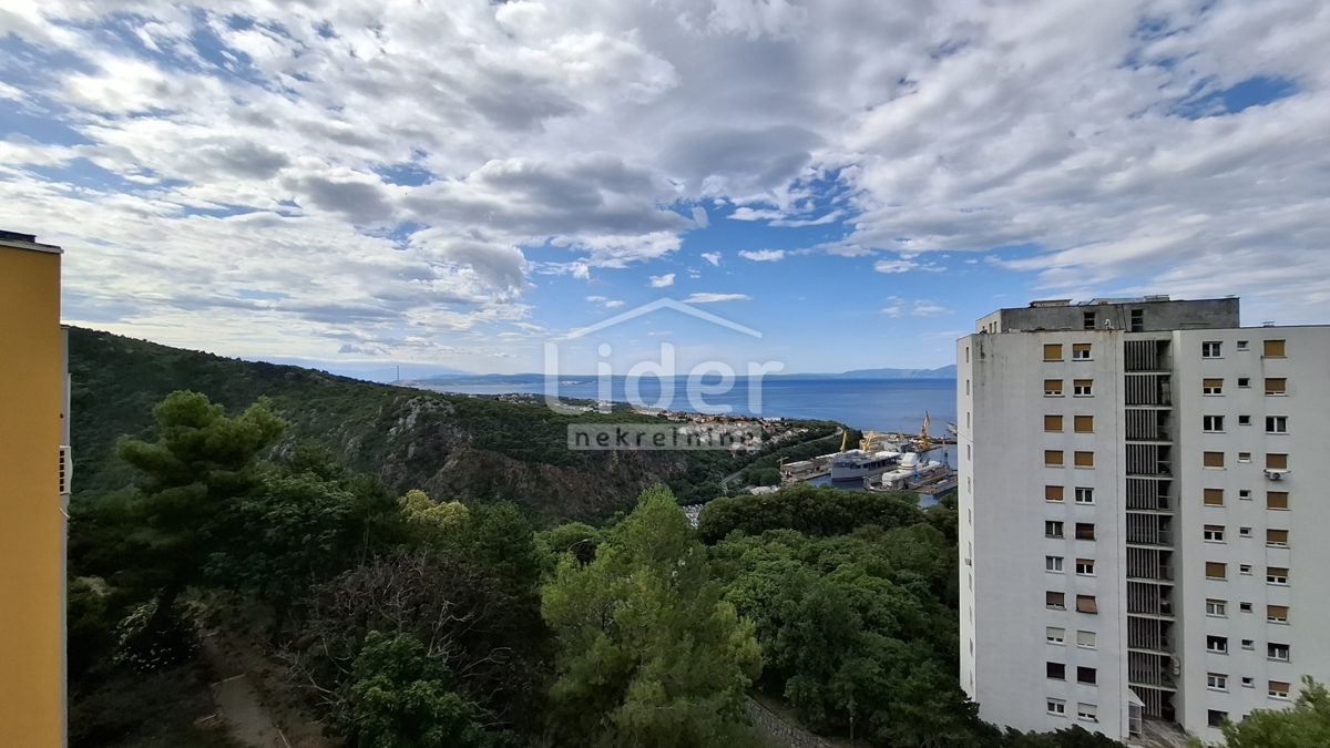GORNJA VEŽICA- 2s+db, balkon, pogled na more – 2