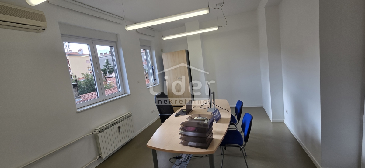 CENTAR - POSLOVNI PROSTOR 180 M2 – 2