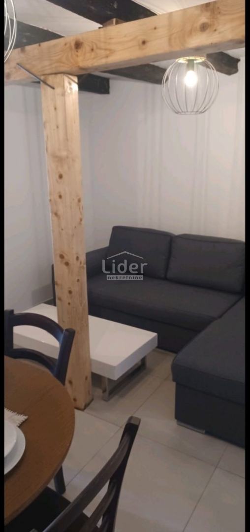 VELI IŽ