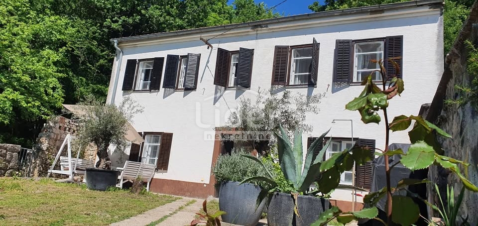 Дом VINODOLSKA OPĆINA, 215.000 €