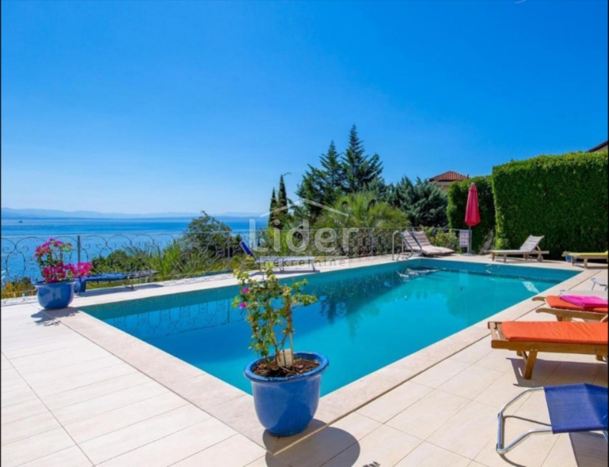 Квартира OPATIJA, 1.800 €