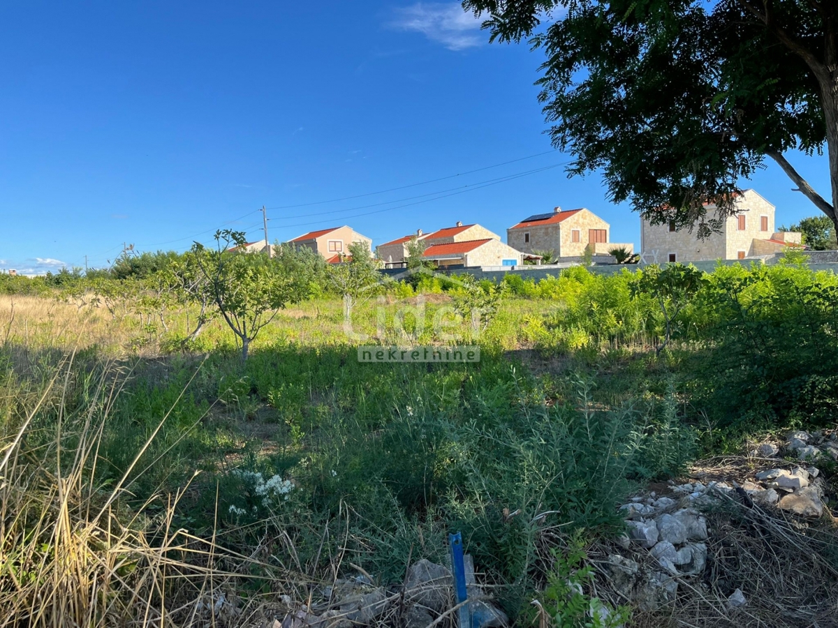 Terreno PRIVLAKA, 130.000 €
