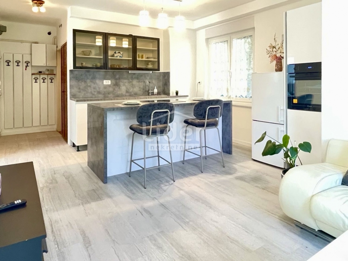 Appartamento RIJEKA, 950 €