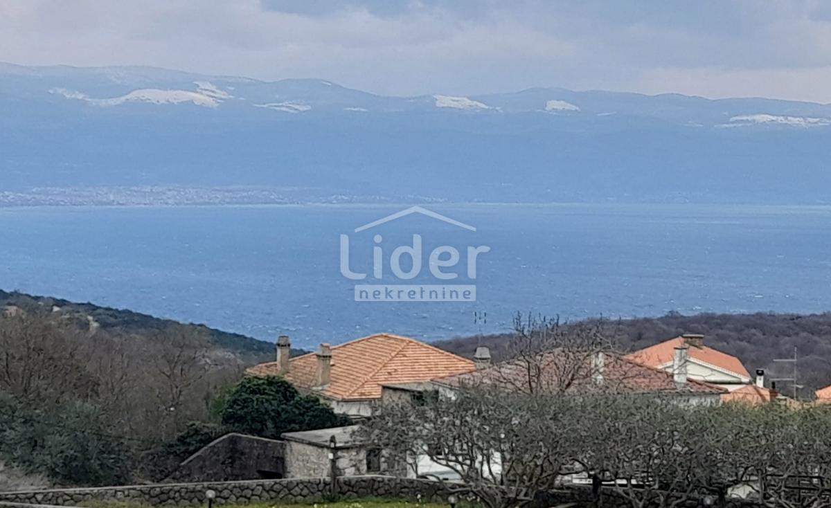 Terreno KRK, 250.000 €