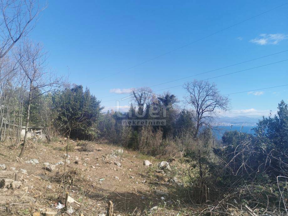 OPRIČ