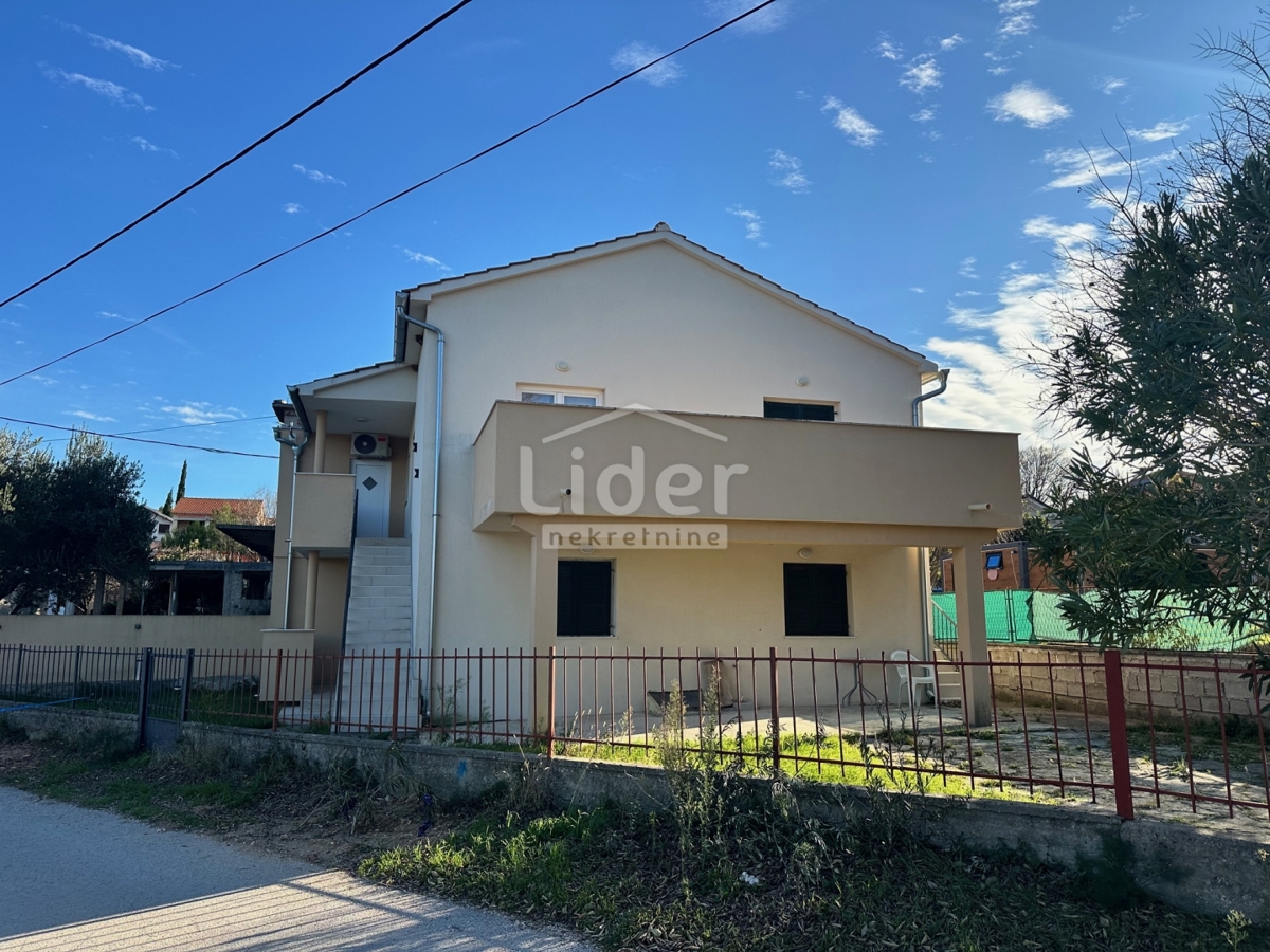 Casa OBROVAC, 363.000 €