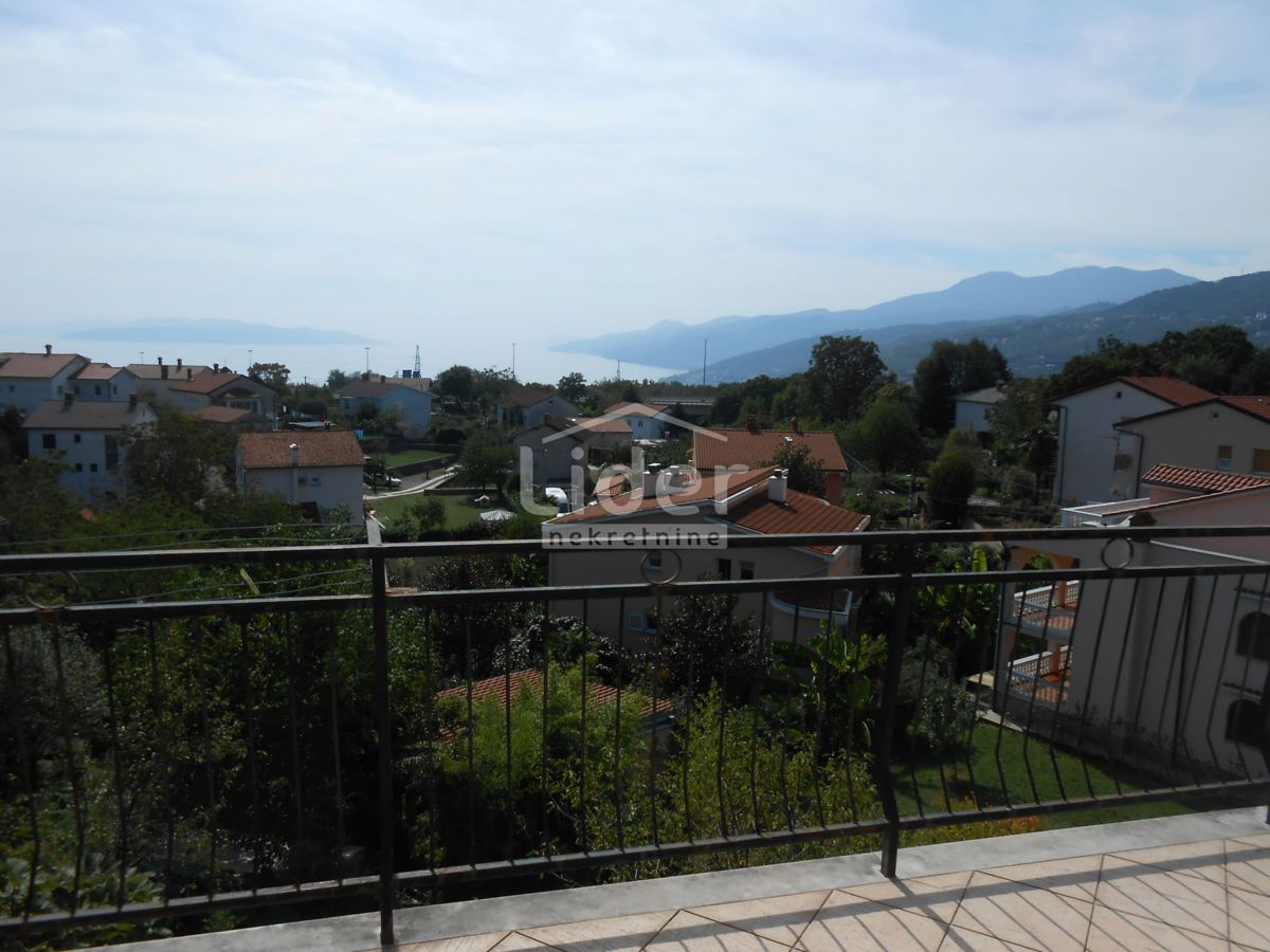 TRINAJSTIĆI