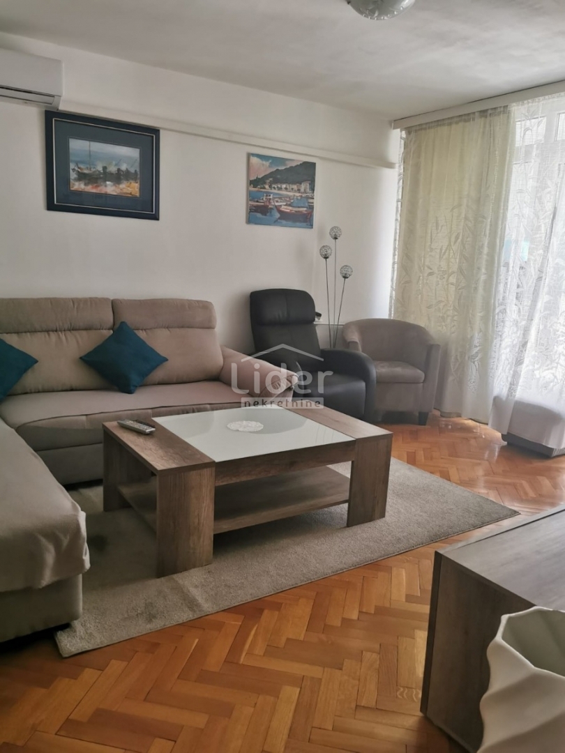 Appartamento RIJEKA, 600 €