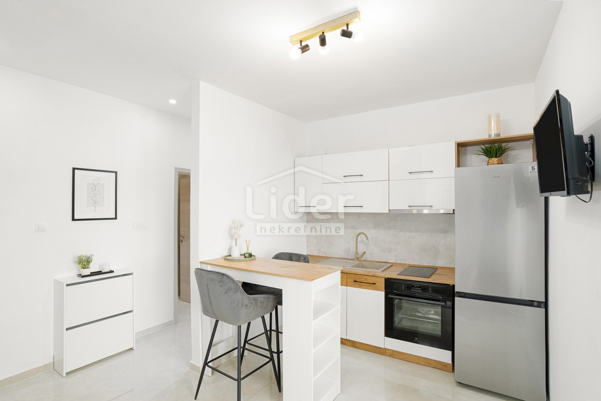 Appartamento RIJEKA, 650 €