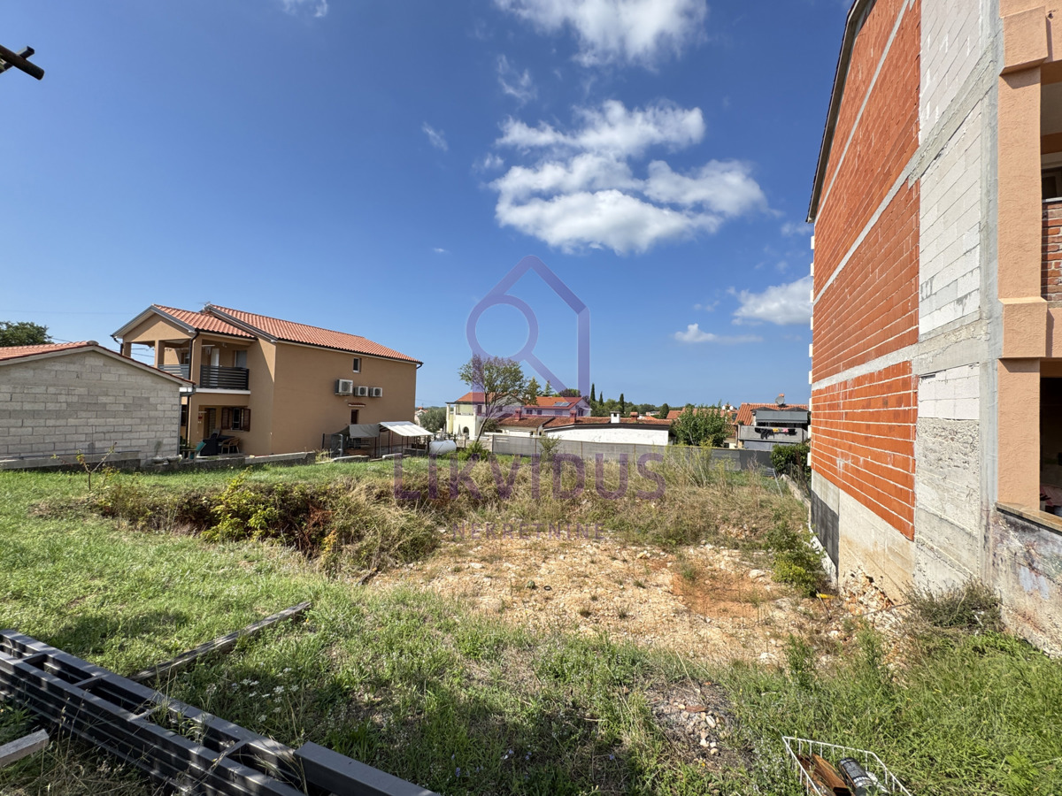 Terreno ROVINJ, 158.000 €