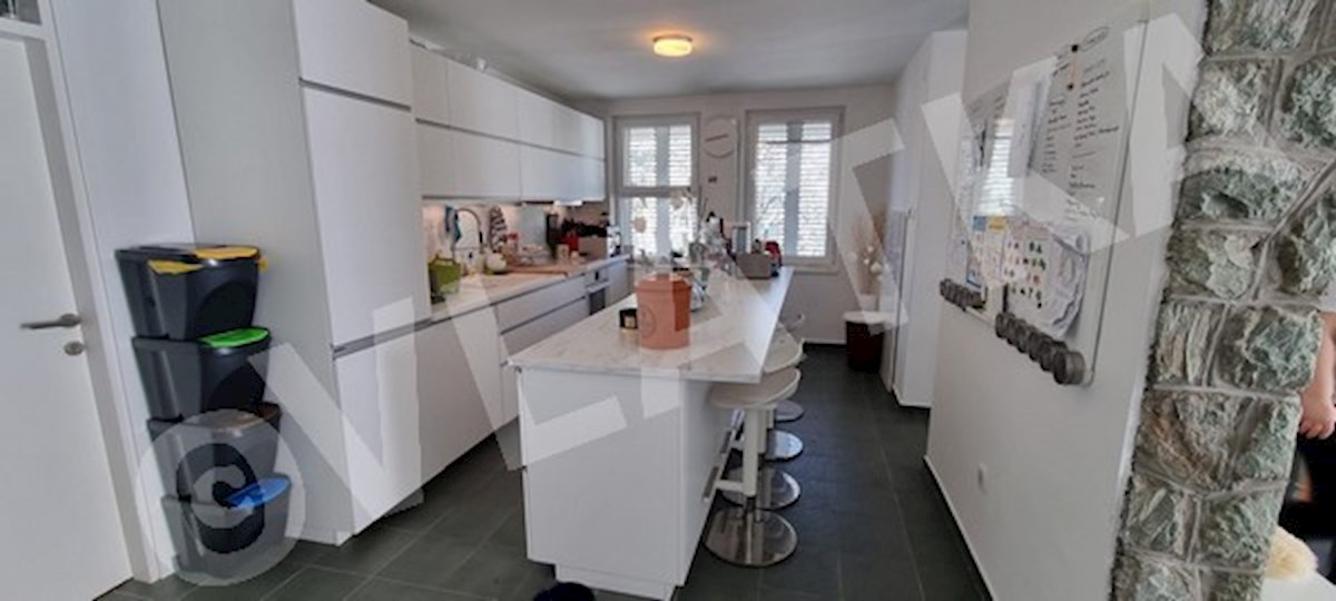 Дом ZAGREB, 700.000 €