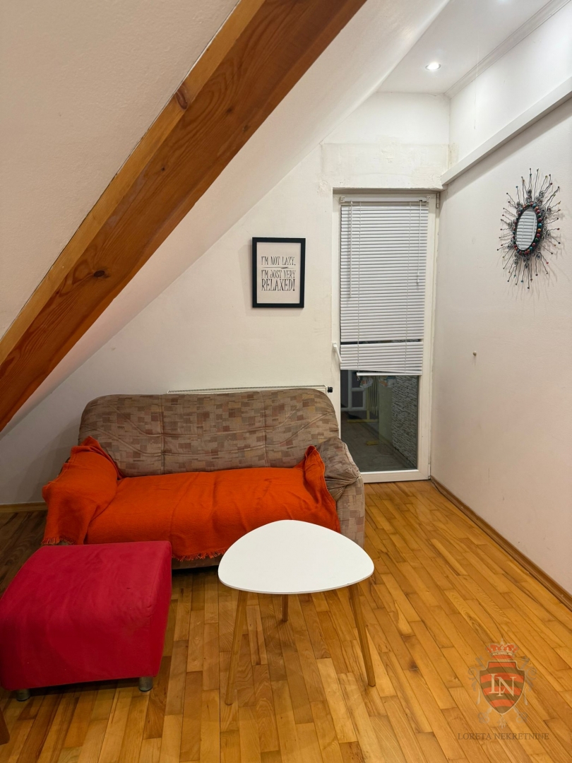 Appartamento ZAGREB, 700 €