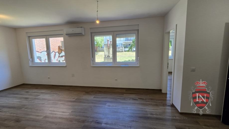 Locale commerciale ZAGREB, 750 €