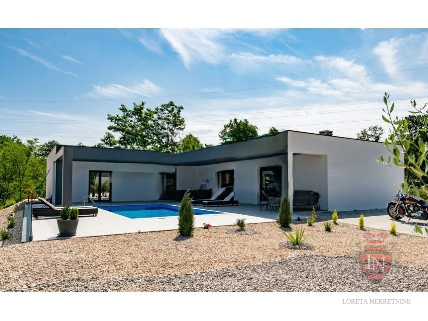 Дом LABIN, 550.000 €