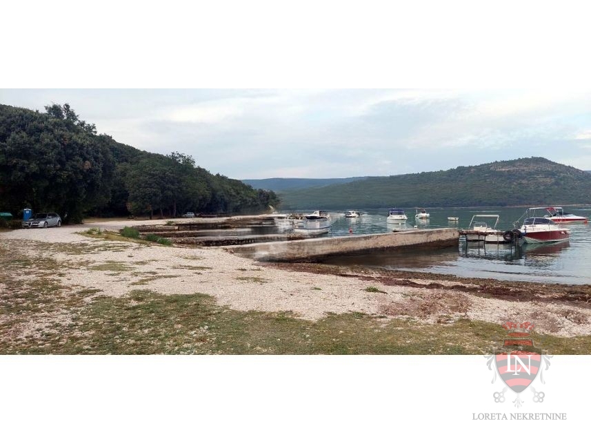 Terreno BARBAN, 194.000 €