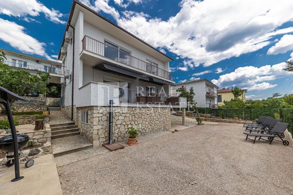 CRIKVENICA - predivno uređena samostojeća kuća – 3