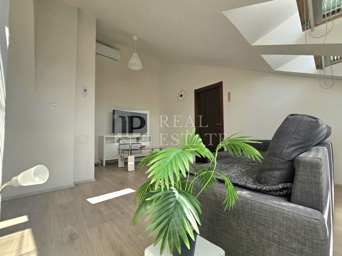 Appartamento CRIKVENICA, 162.000 €