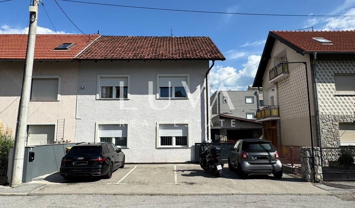 Дом ZAGREB, 310.000 €