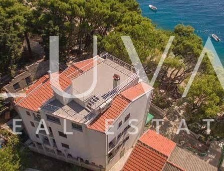 Locale commerciale PODGORA, 1.700.000 €