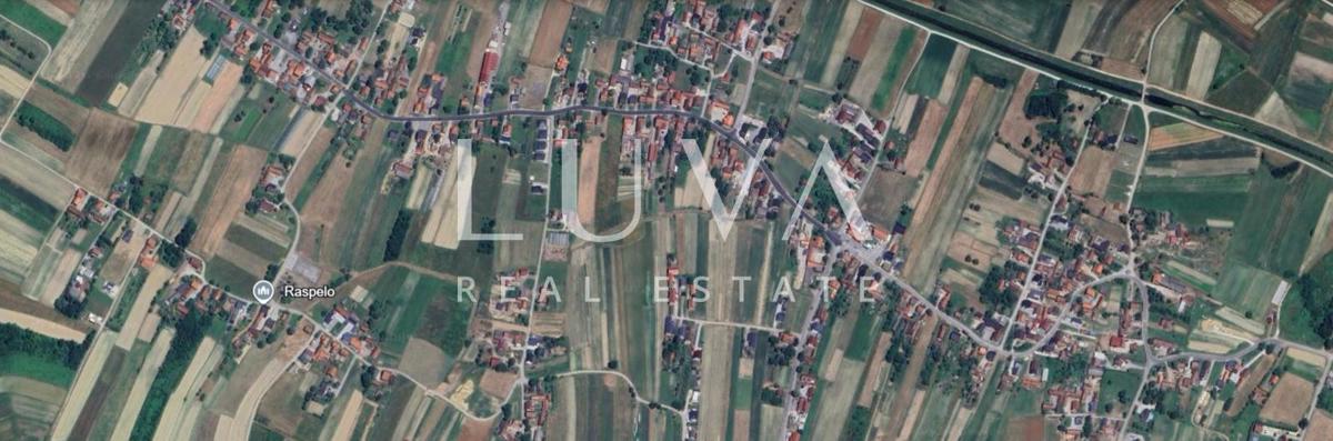 Terreno ZAGREB, 303.680 €