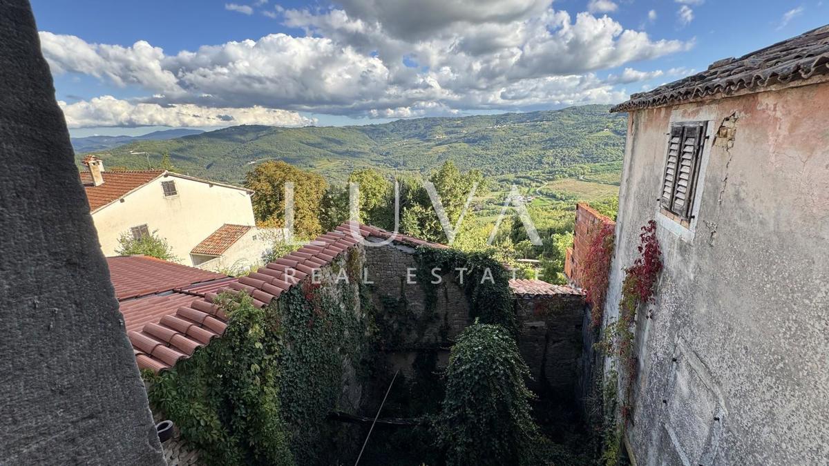 Дом MOTOVUN, 300.000 €
