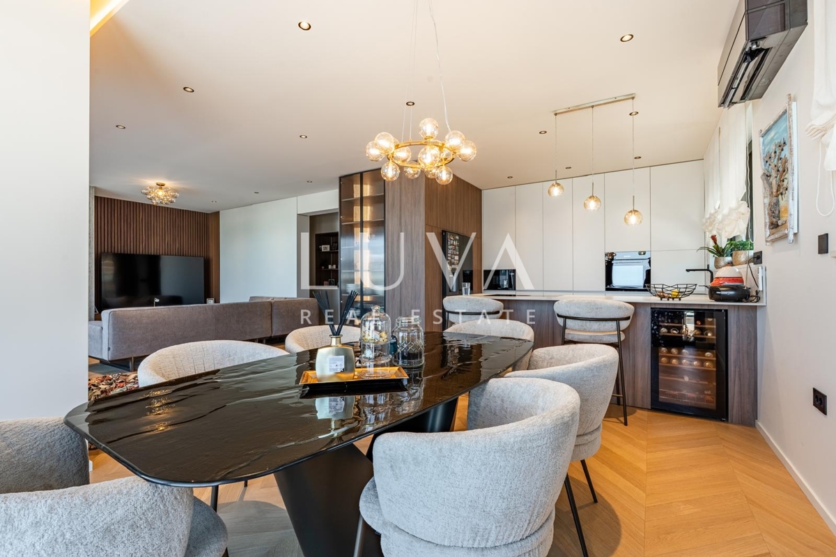 Rijeka, Kostrena, 5-Zimmer-Wohnung 198 m2 mit Pool zu verkaufen – 3
