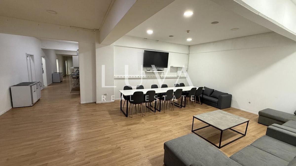 Locale commerciale DUBRAVA, 475.000 €