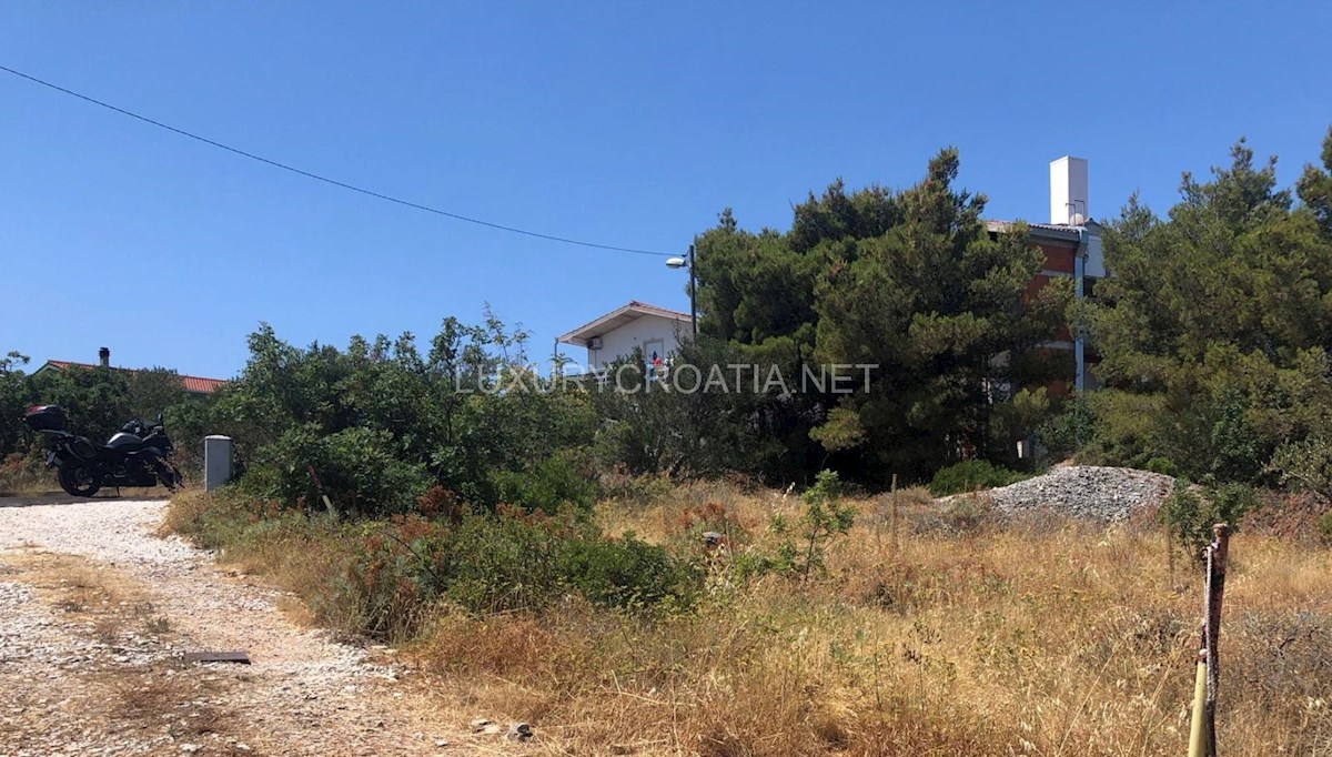 Terreno ČIOVO, 215.000 €