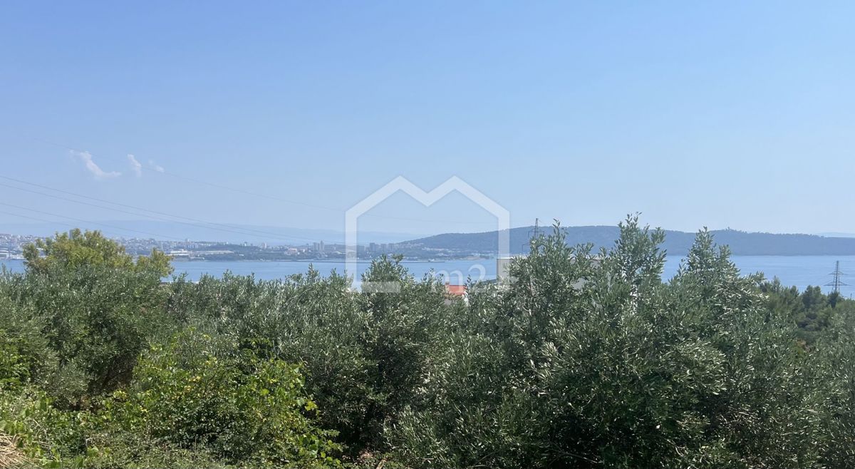 KAŠTEL SUĆURAC
