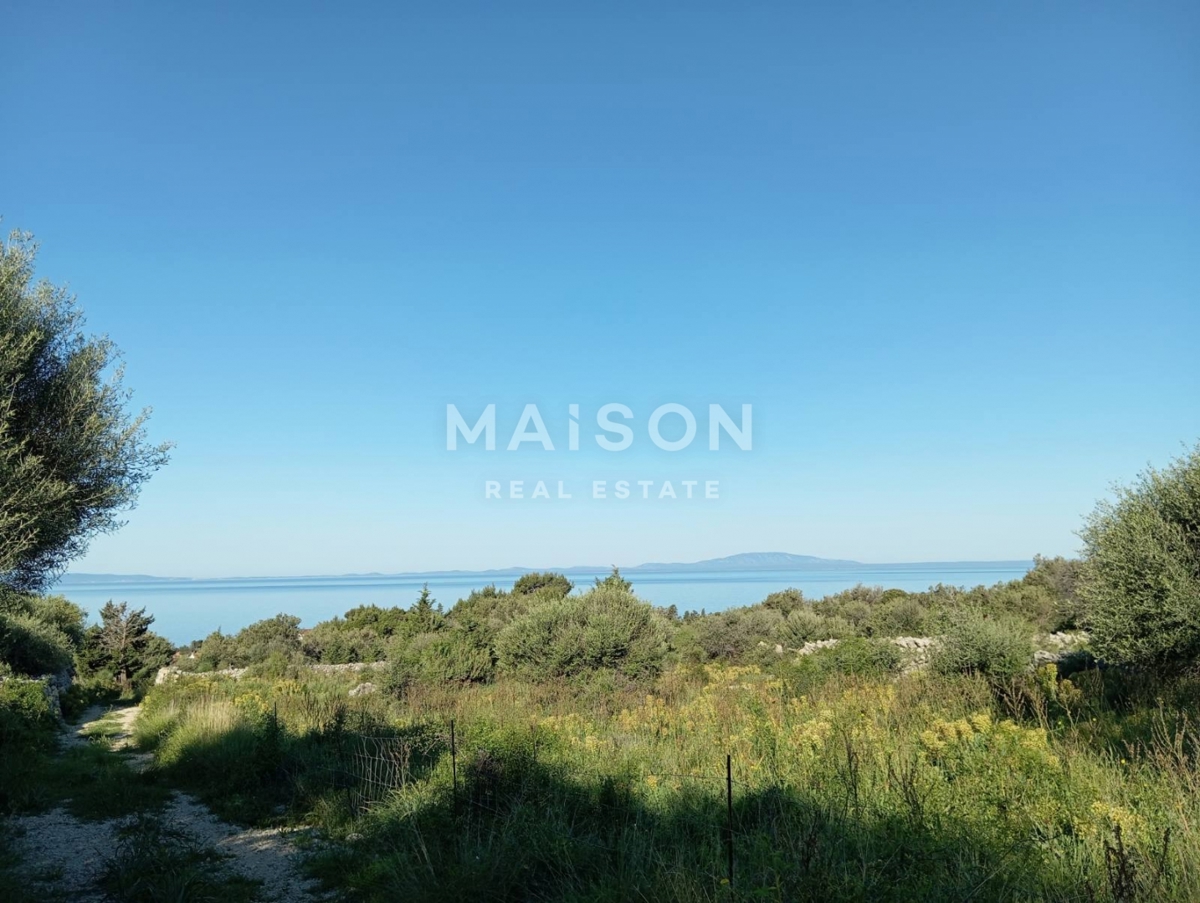 Terreno NOVALJA, 571.500 €