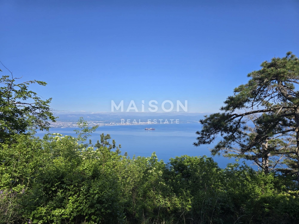 Terreno LOVRAN, 350.000 €