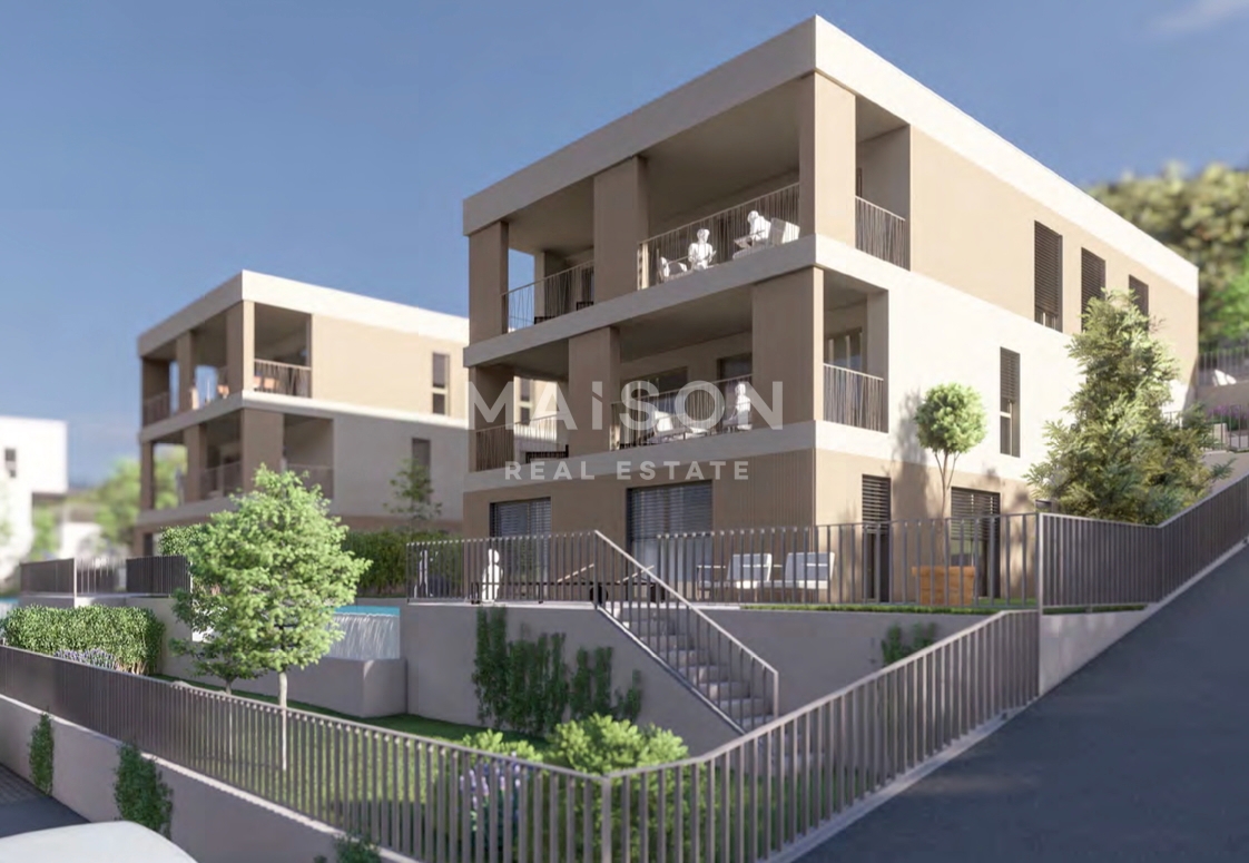 Квартира KOSTRENA, 650.000 €