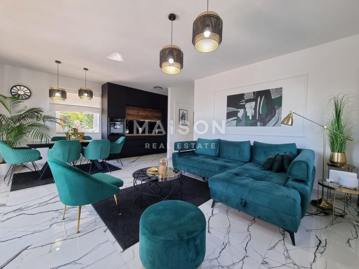 Appartamento OPATIJA, 1.650 €