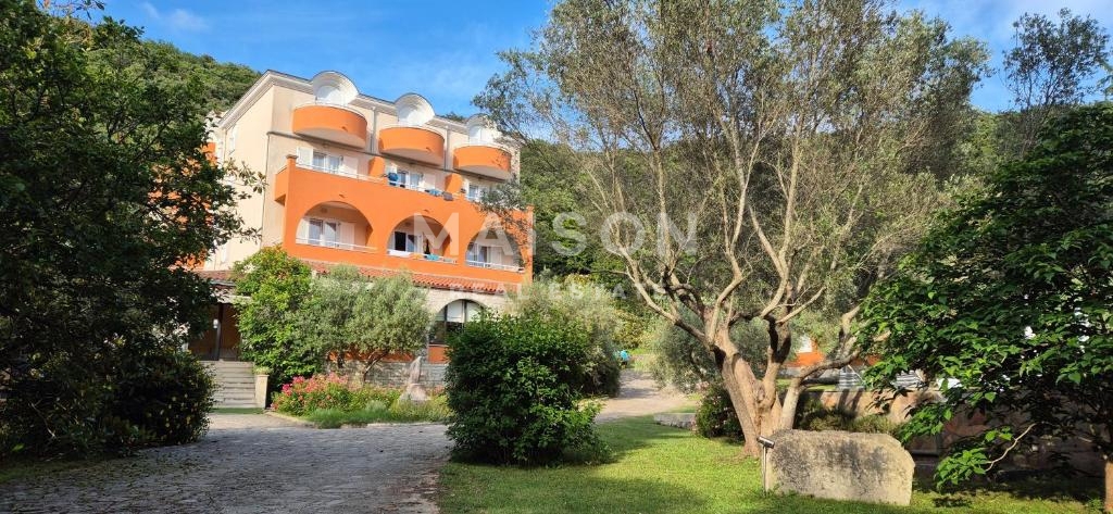 Locale commerciale MARČANA, 2.500.000 €