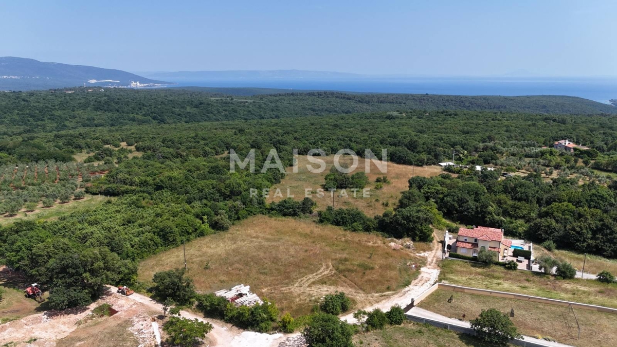 Участок MARČANA, 149.000 €