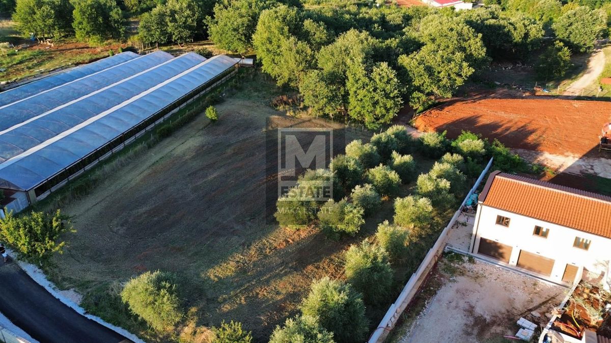 Участок KAŠTELIR - LABINCI, 133.000 €