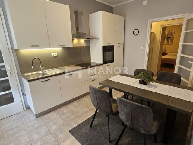 Appartamento RIJEKA, 800 €