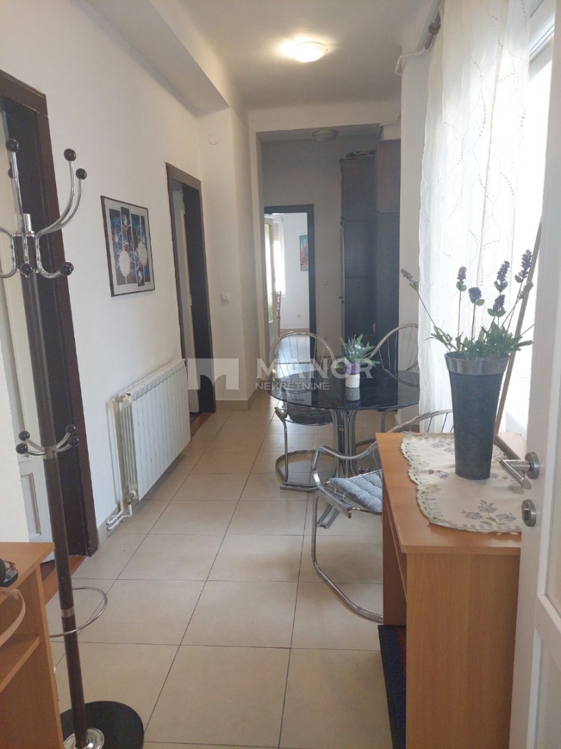 Appartamento RIJEKA, 1.150 €