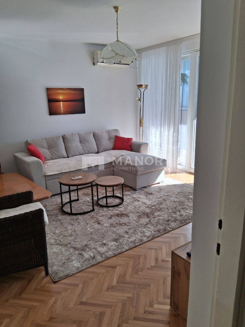 Appartamento RIJEKA, 600 €