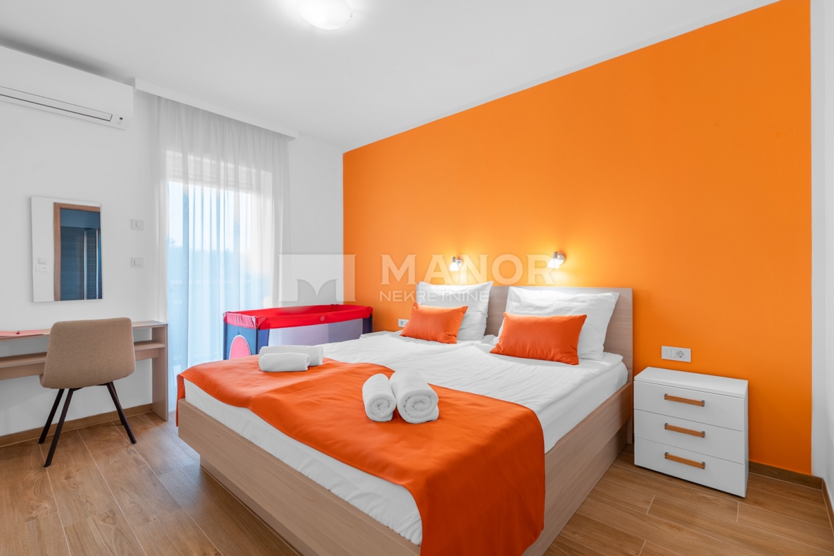 Appartamento KOSTRENA, 1.300 €