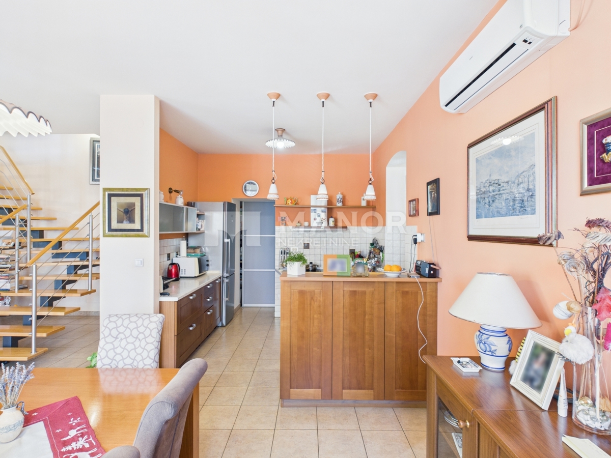 KOSTRENA SVETA LUCIJA