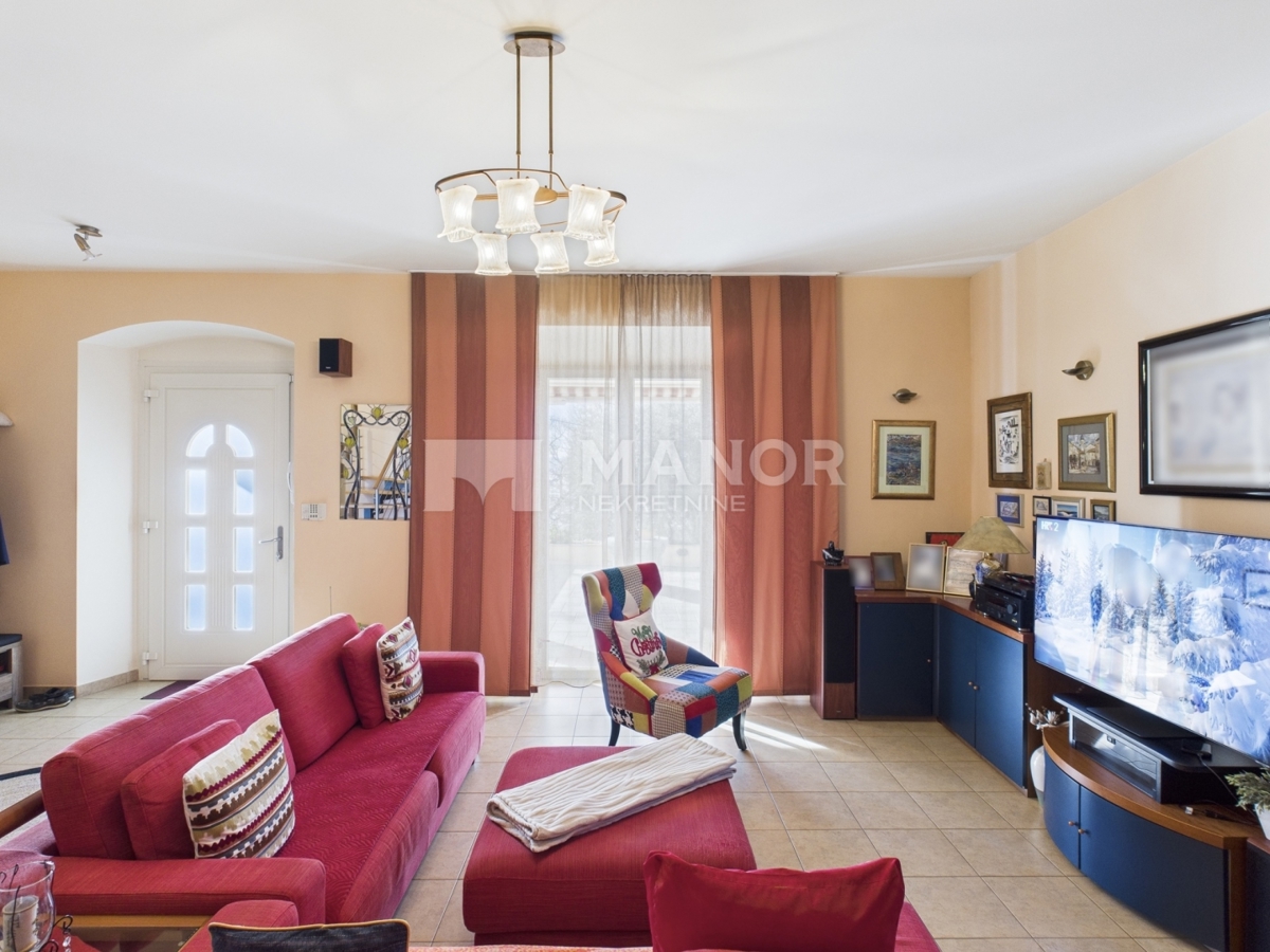 KOSTRENA SVETA LUCIJA