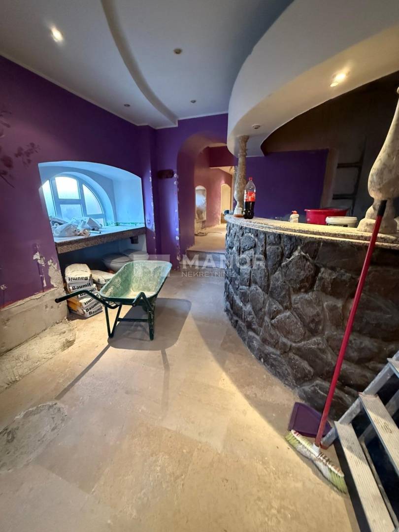 Коммерческая площадь VIŠKOVO, 500 €