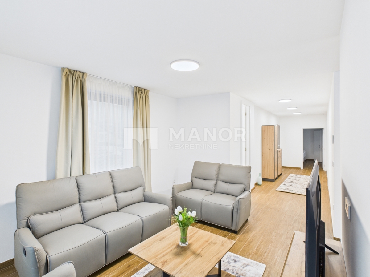 Appartamento RIJEKA, 1.900 €