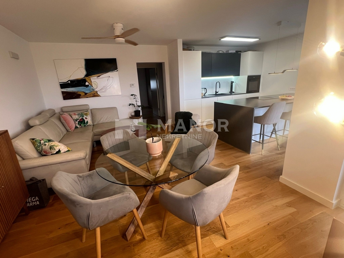 Appartamento VIŠKOVO, 262.000 €