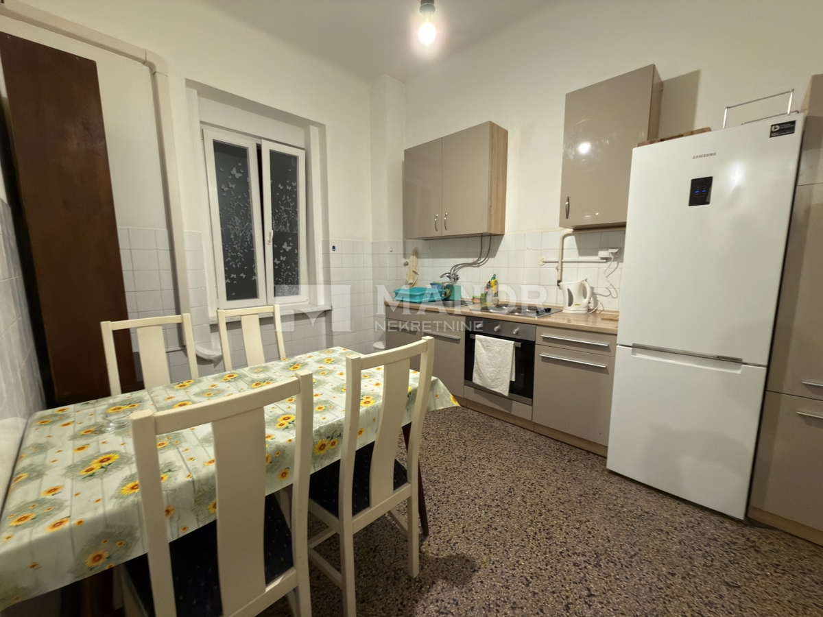 Appartamento RIJEKA, 900 €