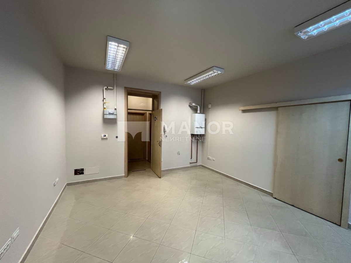 Коммерческая площадь RIJEKA, 450 €