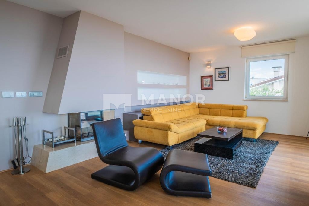 KOSTRENA SVETA LUCIJA