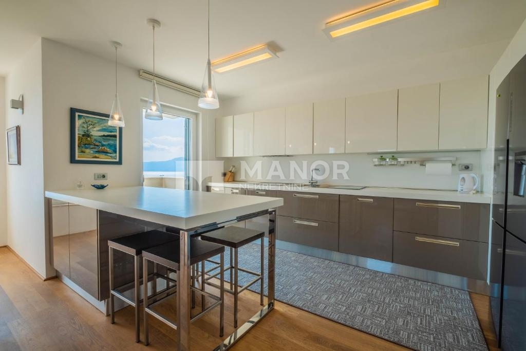 KOSTRENA SVETA LUCIJA