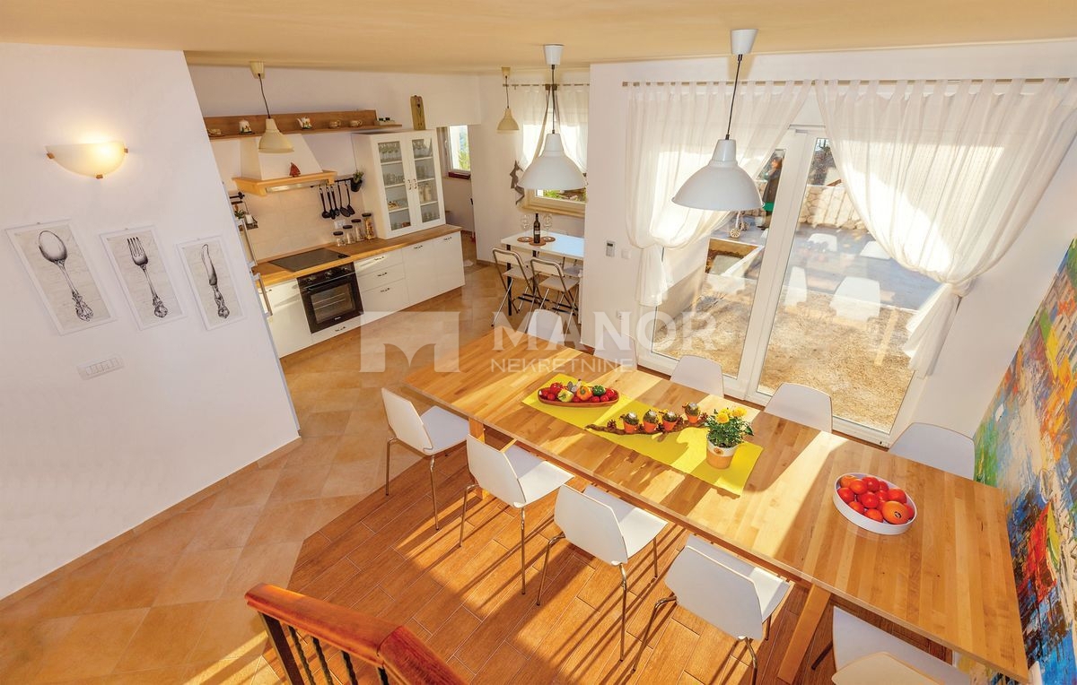 KOSTRENA SVETA LUCIJA